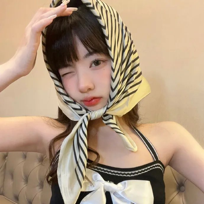 红袍与黑幕